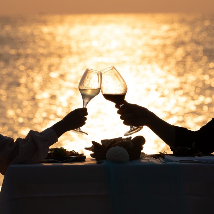 Valentine Love Story By The Dreamy Beach