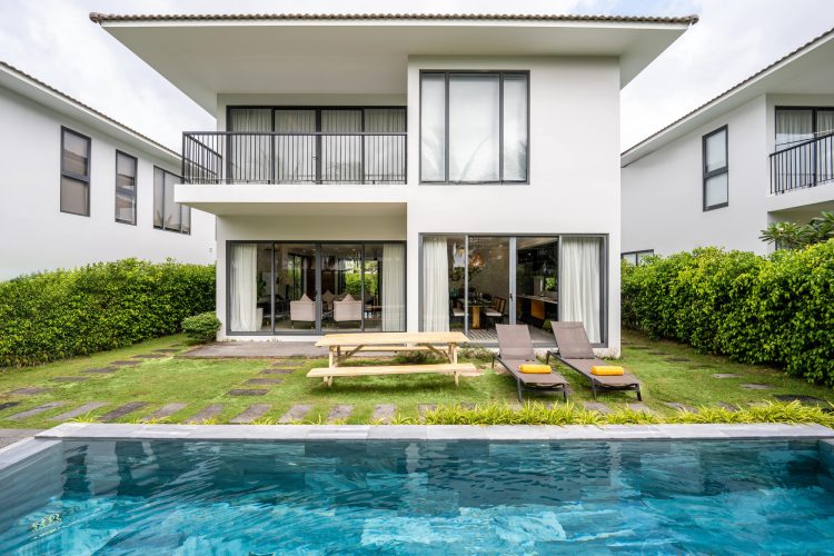Tận Hưởng Kỳ Nghỉ Thư Thái Trong Không Gian Mộc Mạc Của Rustic Villa